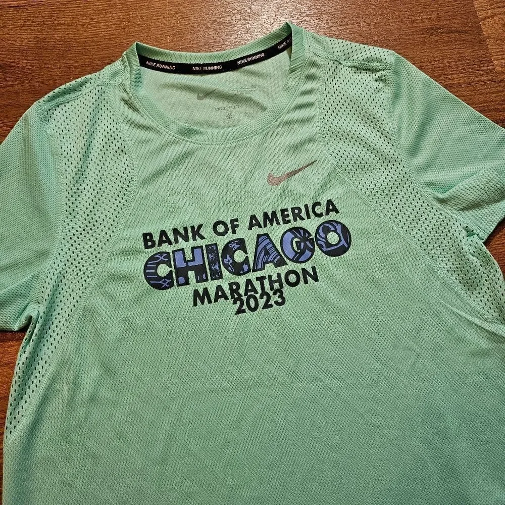 Nike Chicago Marathon 2023 Running T Shirt Mint Green Blue Women's Small S New